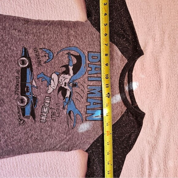 Boys size 6, 5/6 t shirts, Justice League, Batman, and Yoda - Picture 9 of 14